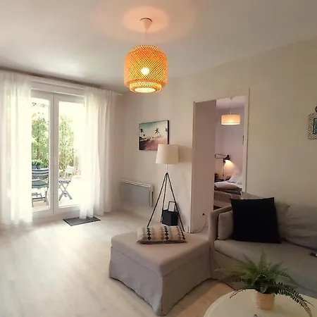 Appartement Les Capitouls - Avec Piscine, Parking&jardin Privé !